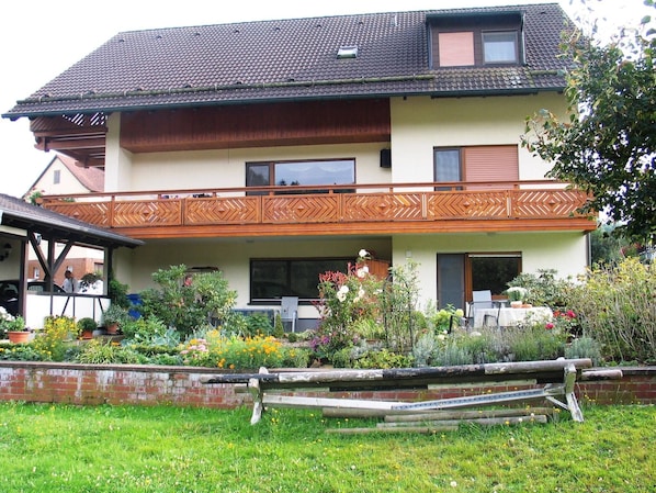 Extérieur maison de vacances [été]