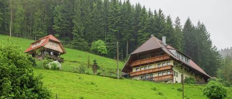 Extérieur maison de vacances [été]