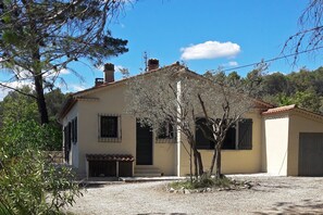 Extérieur maison de vacances [été]