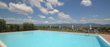 Piscine maison de vacances