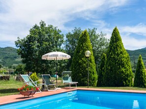 Holiday Home Swimming Pool