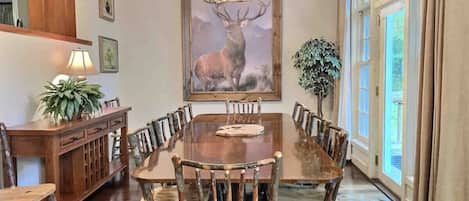 Large dining room with table space for everyone.