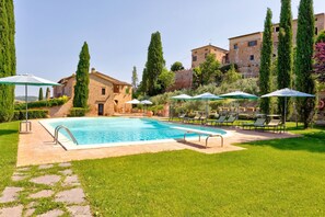 Holiday Home Swimming Pool