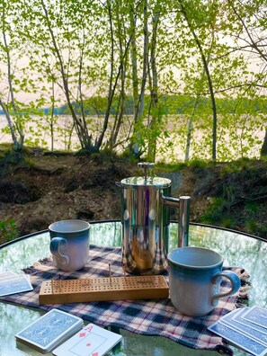 Coffee, cards, sunrise, and fresh water.