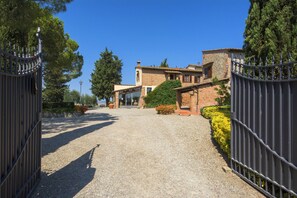 Außenseite Ferienhaus [Sommer]