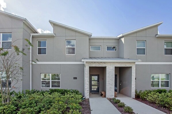 860PebbleBeach,ChampionsGate_01