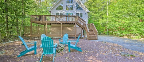 Pocono Lake Vacation Rental | 3BR | 2BA | Stairs Required | 1,680 Sq Ft