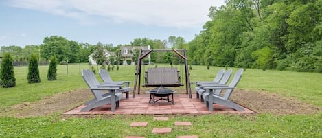 Outdoor firepit and seating