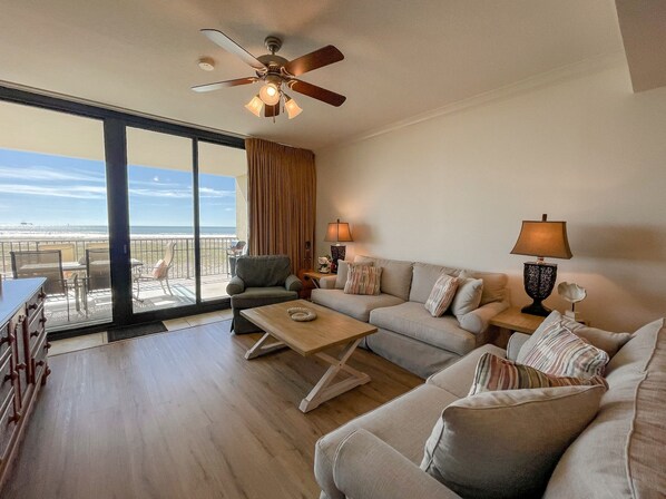 Gulf Front View Living Room 