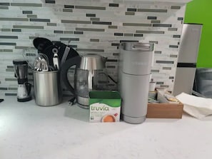 Tea and coffee station; Keurig cups provided