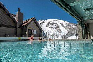 Indoor/Outdoor Heated Pool & Hot Tub