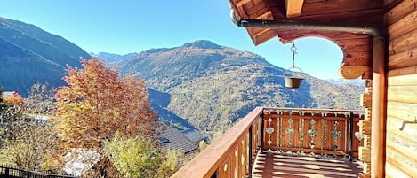 Sky, Plant, Property, Mountain, Building, Tree, Wood, Natural Landscape, Fence, Shade