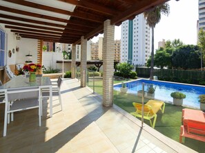 Water, Plant, Furniture, Building, Table, Chair, Swimming Pool, Shade, Window, Outdoor Furniture