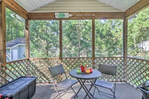 Screened Porch | 1,348 Sq Ft