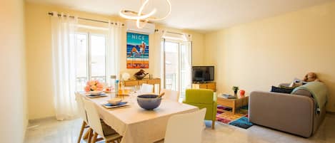 Dining room with sitting area