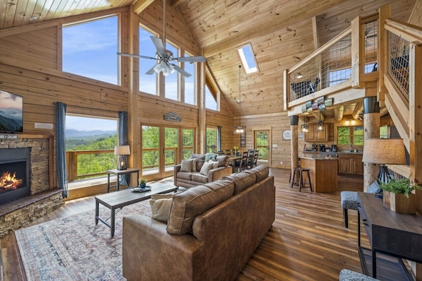 Gorgeous living space with a view!