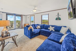 Surf or Sound Realty - 982 - Trader Vic's - Great Room -2