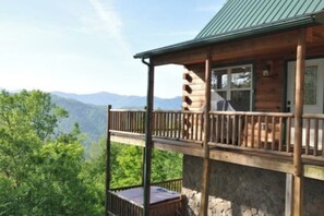 Enjoy the Smoky Mountain View Year Round