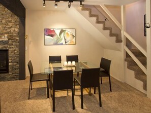 Chair,Furniture,Room,Indoors,Flooring