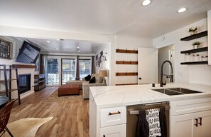 Flooring, Indoors, Hardwood, Room, Furniture
