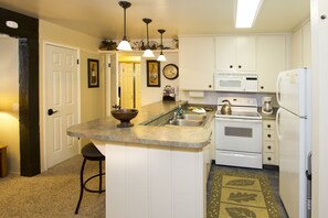 Flooring, Room, Indoors, Refrigerator, Kitchen