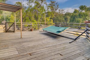 Spacious Deck | Outdoor Stairs Required