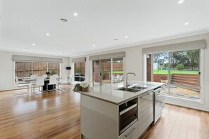 Modern and clean kitchen