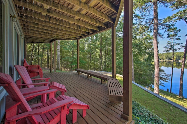 Hot Springs Vacation Rental | 5BR | 3.5BA | 3,700 Sq Ft | Stairs Required