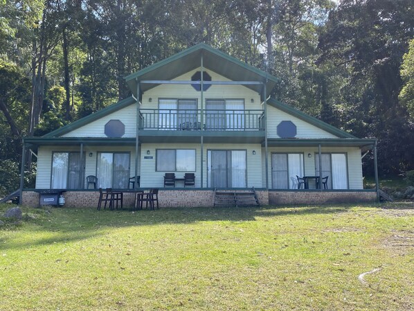 Banksia Villa 