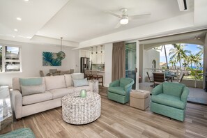 Relax in comfort in the living room