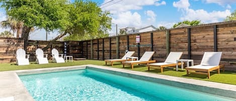 Fort Screven Rec Hall Refreshing backyard pool