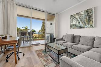 Menehune Shores "Eagle Nest" Oceanfront Penthouse