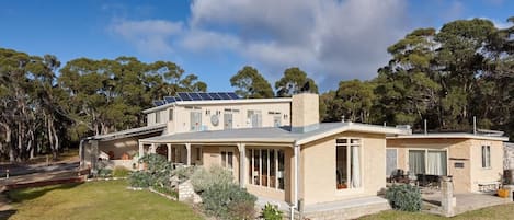 Cooma House