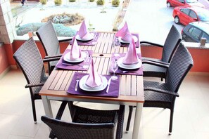 Outdoor dining