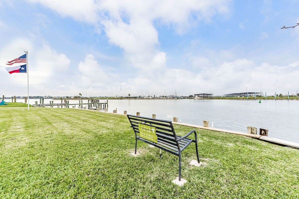 Looking for family retreat with coastal-island vibes? Casa Verde is for you