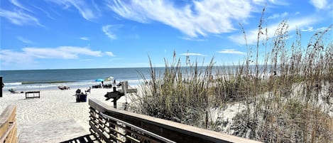 Shipyard Beach Entrance