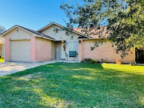 3 Bedroom Home that comfortably sleeps 6 people