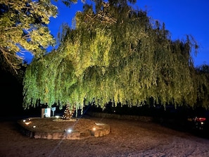 Le parking des locataires du moulin et du green cottage