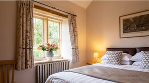 Bedroom One, Honeysuckle Cottage, Bolthole Retreats