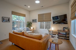 Spacious living room with Smart TV