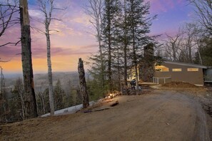 Road, Gravel, Nature, Outdoors, Building