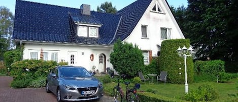Fassade / Eingang