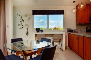 Dining room and bar area.
