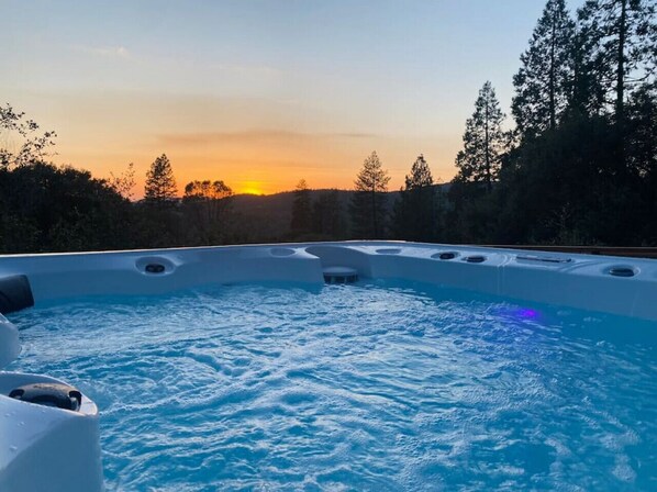 Hot Tub with sunset view.