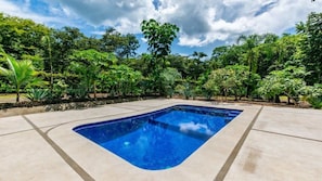 Private pool