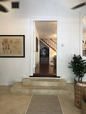 Front room entrance-way to living space. 
