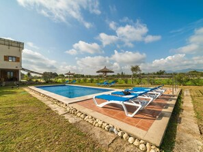 Nuage, Ciel, Plante, Piscine, Ombre, Lot Terre, Herbe, Mobilier De Jardin, Design Urbain, Arbre