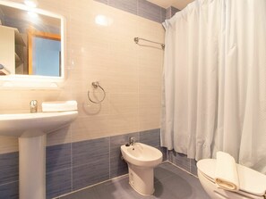 Spiegel, Armatur, Eigentum, Sinken, Weiss, Zapfhahn, Gebäude, Toilleten Sitz, Bad Sink, Badezimmer