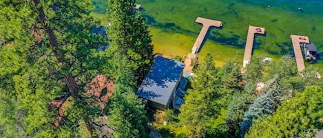 Classic McCall Lake House on Payette Lake