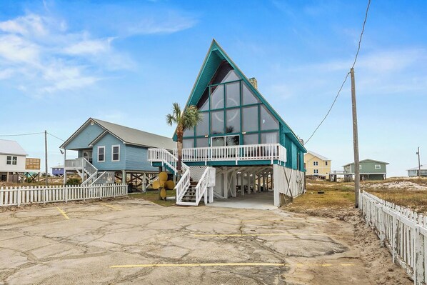Let Mighty Big Wheel be your home away from home in the Gulf Shores, AL.